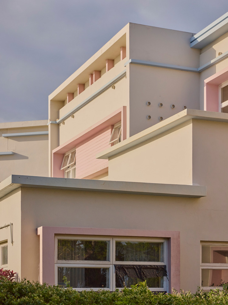 James Geer Hotel Dona Ana 2