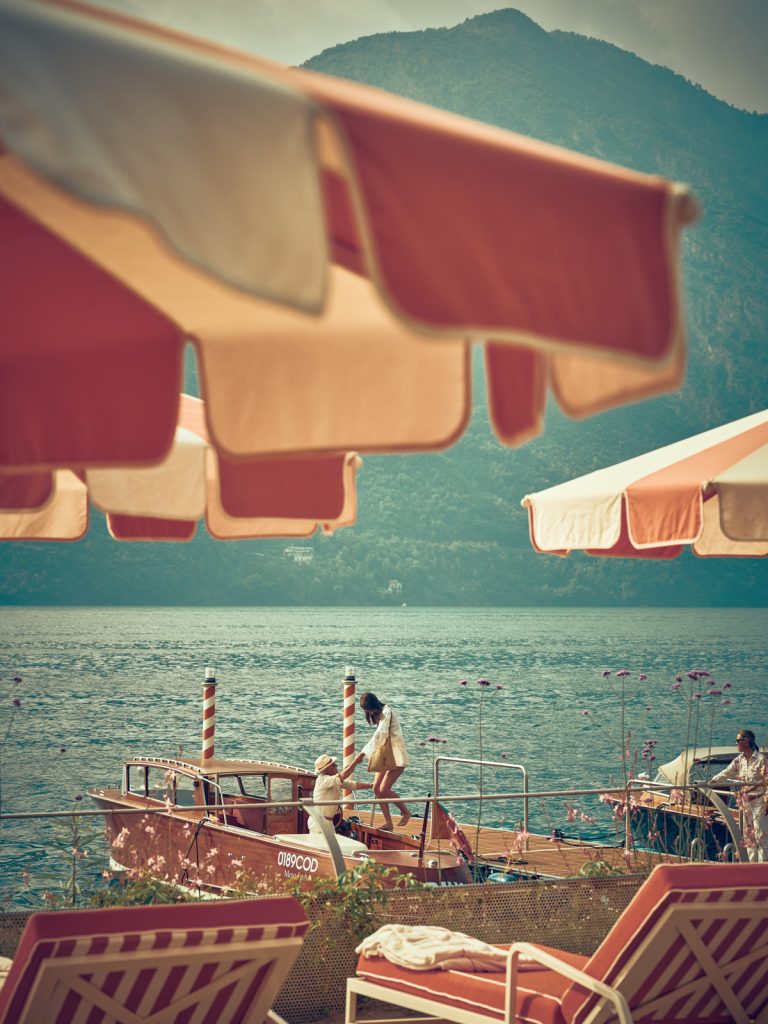 Tremezzo umbrellas 01