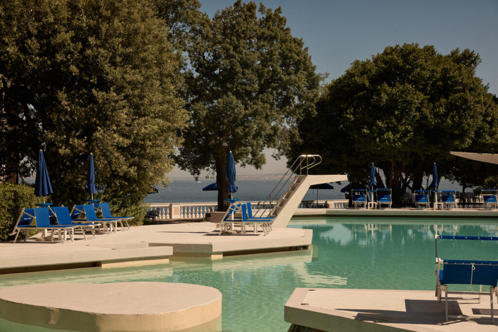 Sorrento Poolside